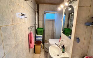 Apartament 3 camere decomandat – Zona Dâmbovița - Poză 8