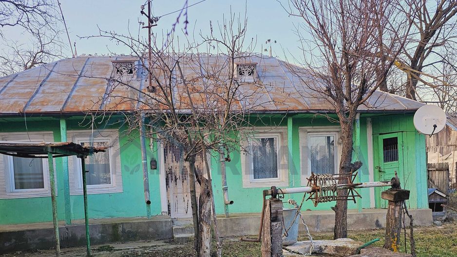 Particular, Vanzare urgenta Casa + teren com Grozesti jud Iasi - Poză 2