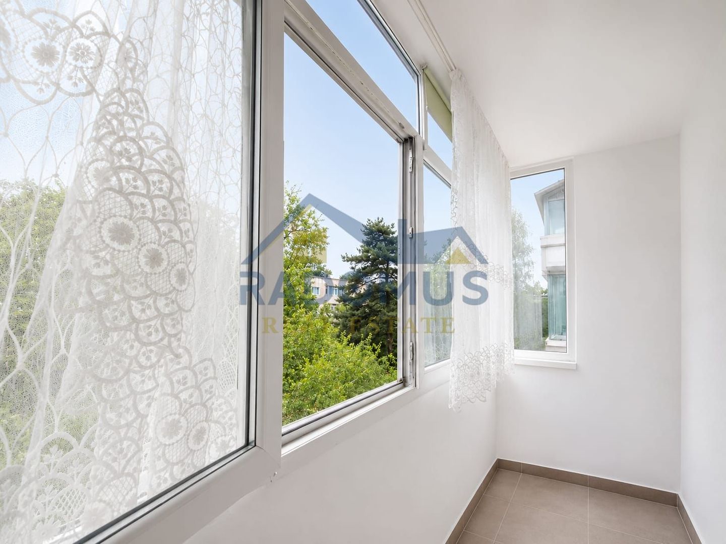 Apartament 2 camere - 49 mp Utili - Nord - Etaj 3 din 4 - Allea Nalbei - Poză 10