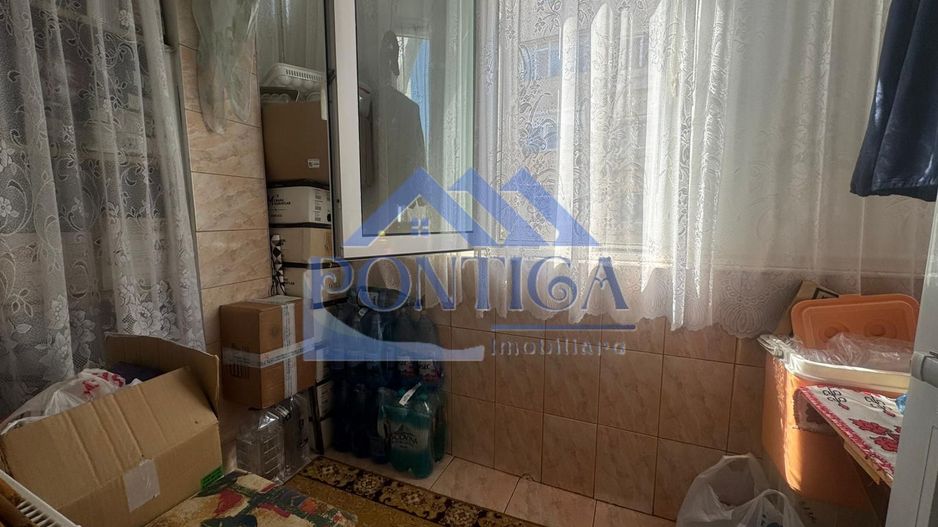 Apartament 4 camere decomandat | Etajul 2| 2 bai | Poarta 6 - Poză 12