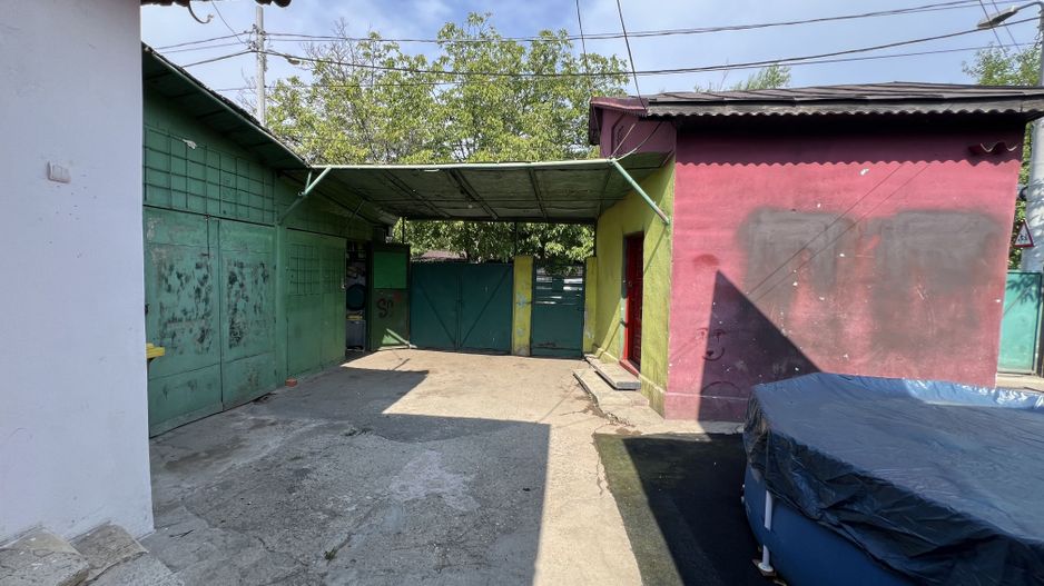 Teren Piata Presei - Poligrafiei - Damaroaia - Poză 8