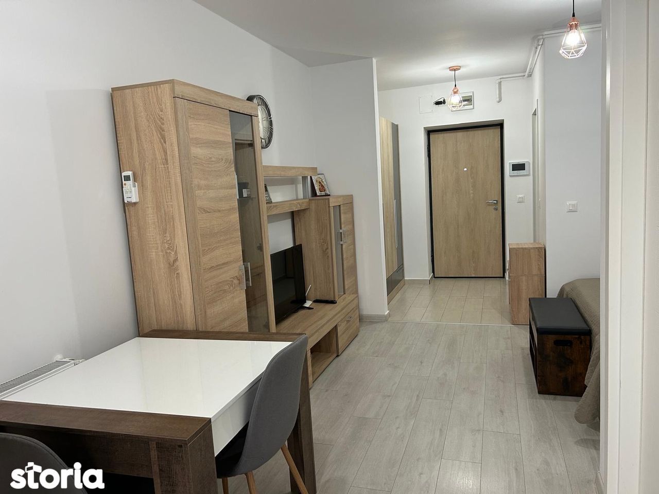 Garsoniera moderna, centrala proprie, balcon mare, Hills Brauner - Poză 1