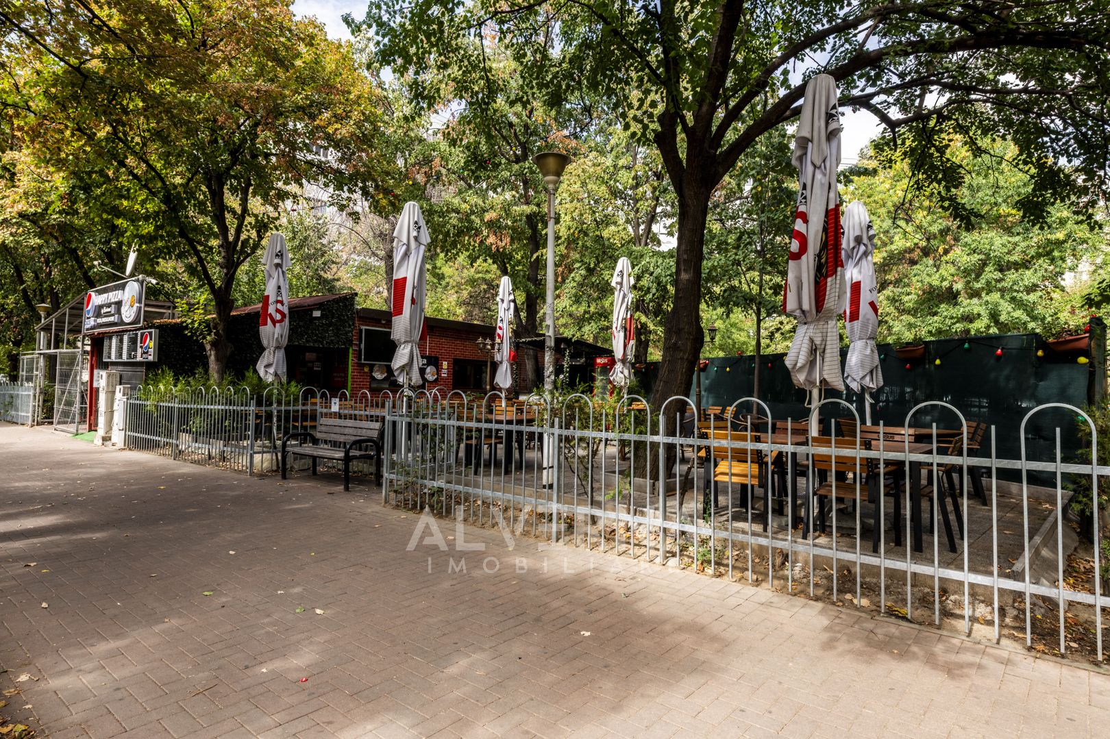 Afacere / Pizzerie de vanzare complet echipata + terasa | Camil Ressu - Poză 19