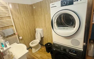 Casa pe principala in Giarmata  737mp teren - Poză 14