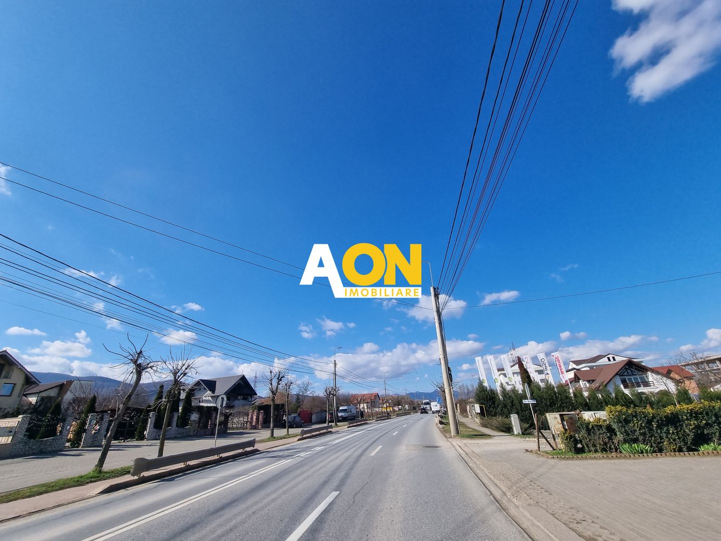 De vanzare 2600mp teren intravilan, pretabil pentru bloc P+3, Cetate - Poză 1