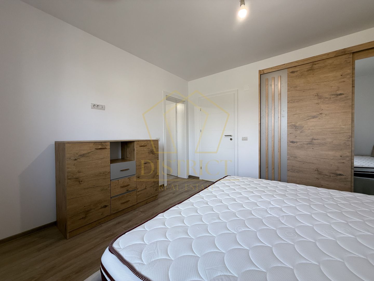 Casa individuala nou construit deosebita I Sag I Manastire - Poză 26