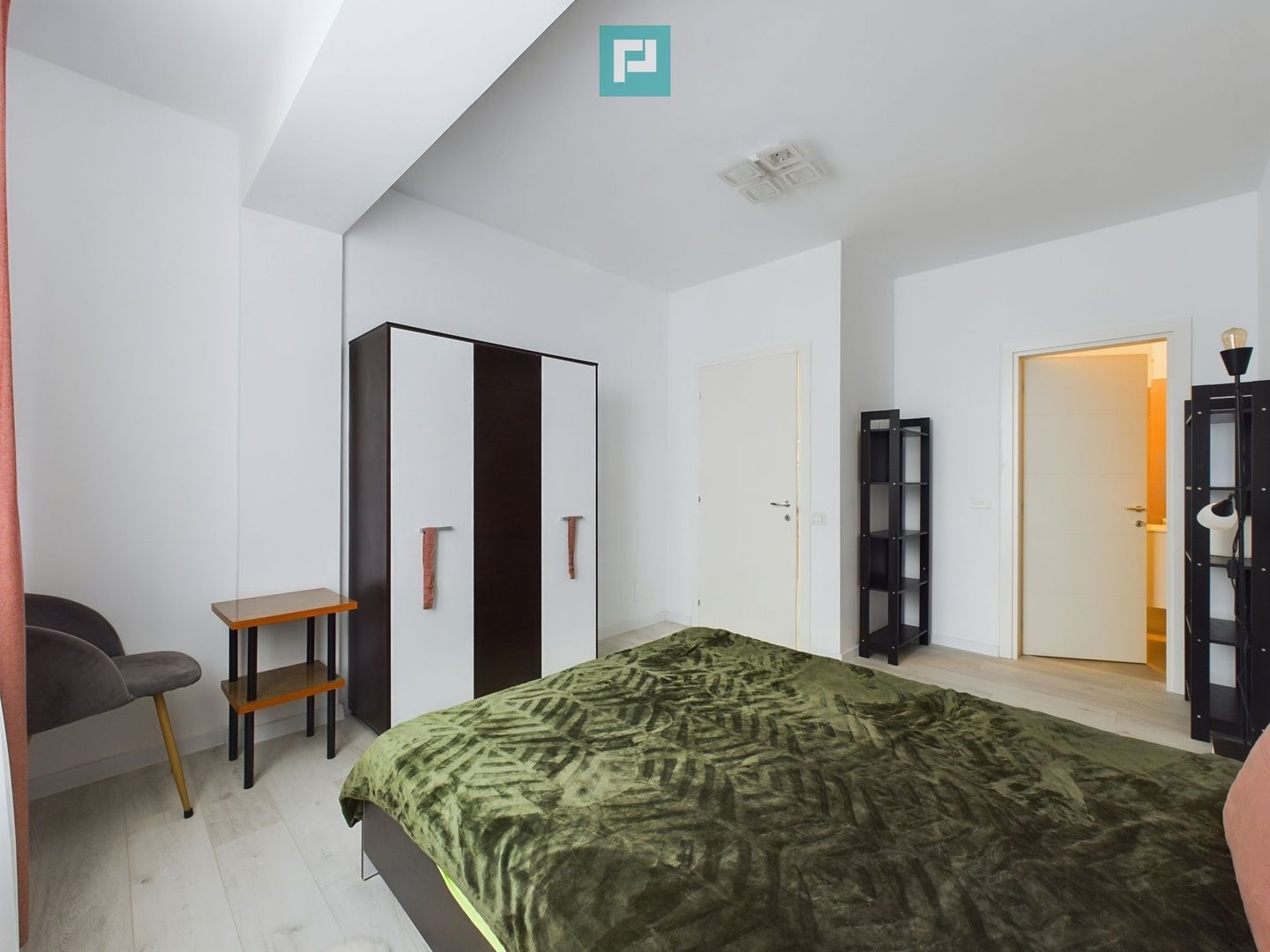 Apartament 3 Camere de Închiriat Nicolae Grigorescu Prisaca Dornei - Poză 4