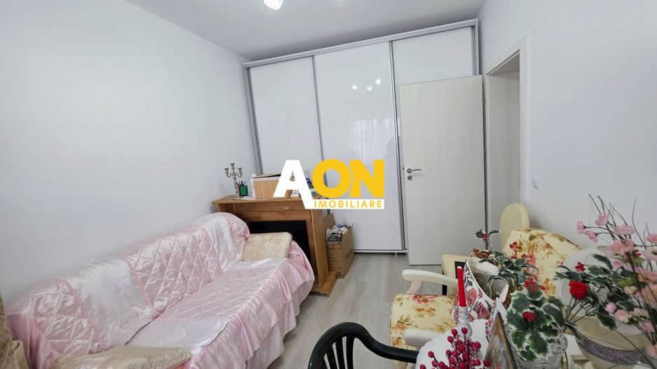 Apartament 3 camere, 2 balcoane, etaj 1, parcare, bloc nou, Micesti - Poză 9