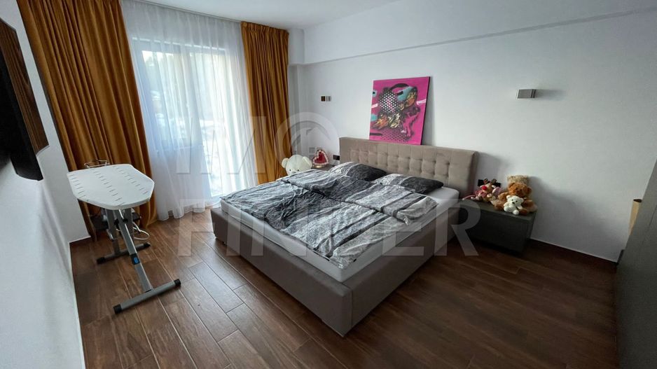 Vanzare Penthouse cu 3 camere, terasa, finisat lux, zona Donath - Poză 9