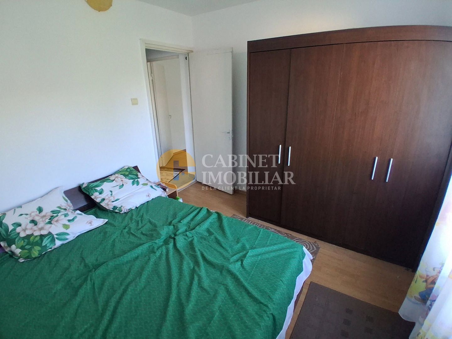 2 CAMERE SEMIDECOMANDAT--CANTA PLAN SECUNDAR--LIBER - Poză 4