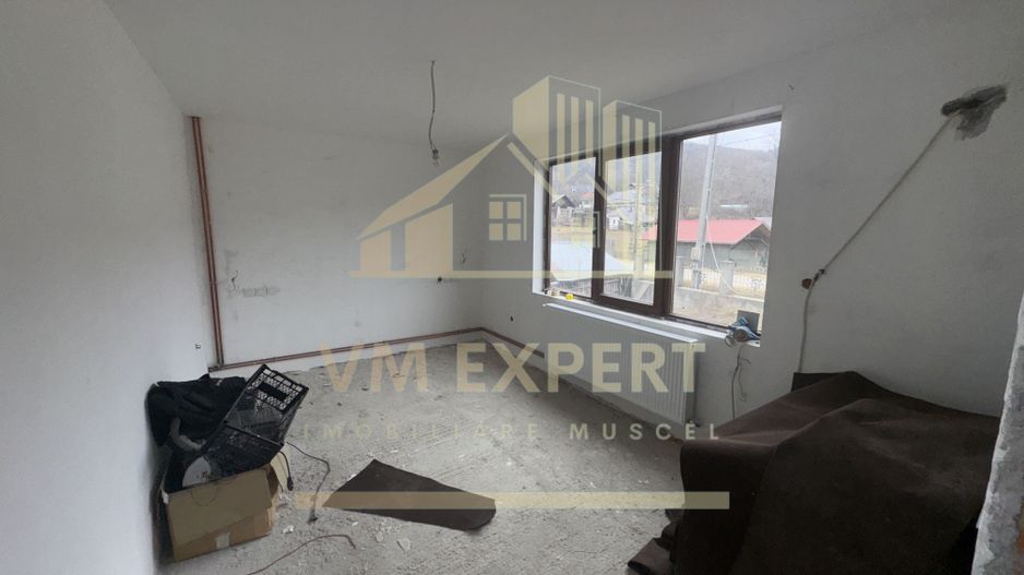 VILA 7 CAMERE TEREN 1654 MP BUGHEA DE JOS ARGES - Poză 9