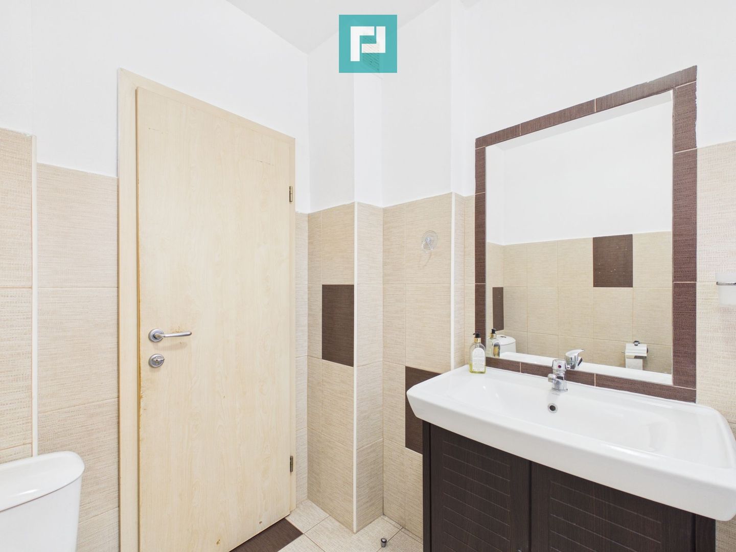 Apartament cu 3 camere și 2 băi zona Aurel Vlaicu - Poză 19