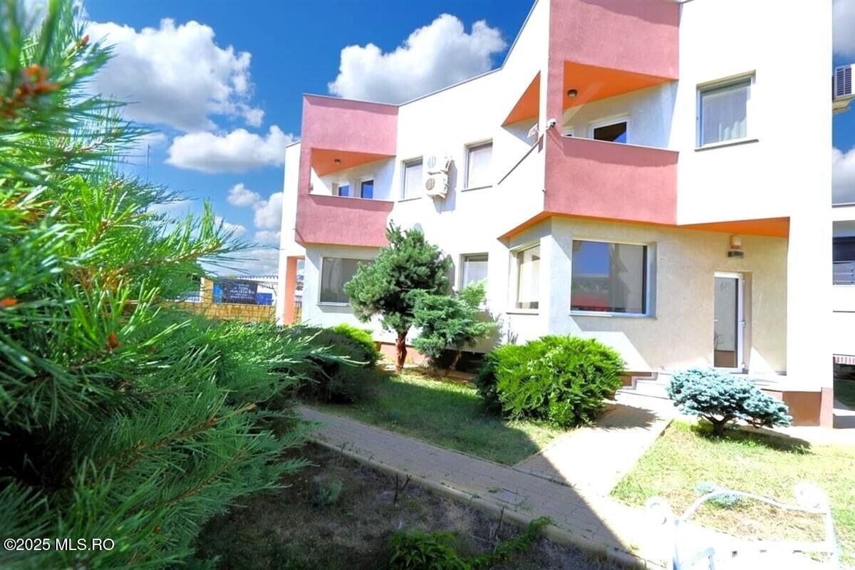 Mamaia Nord - Scoica Land, casa de vacanta la mare, P+1E+Terasa! - Poză 39
