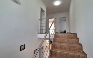 Casă cu 5 camere, 220 mp, teren 500 mp – Bragadiru, langa Bucuresti - Poză 13