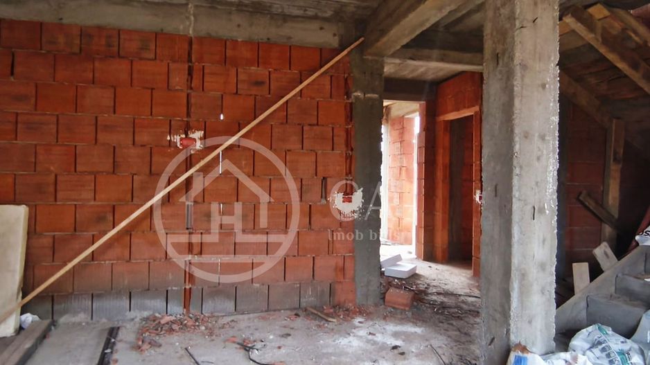 Casa de vanzare P+E cu 5 camere in Oncea, Oradea - Poză 6