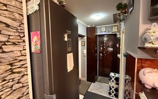 Garsoniera spatioasa de 40 mp de vanzare perfecta pentru locuit sau investitie - Poză 2