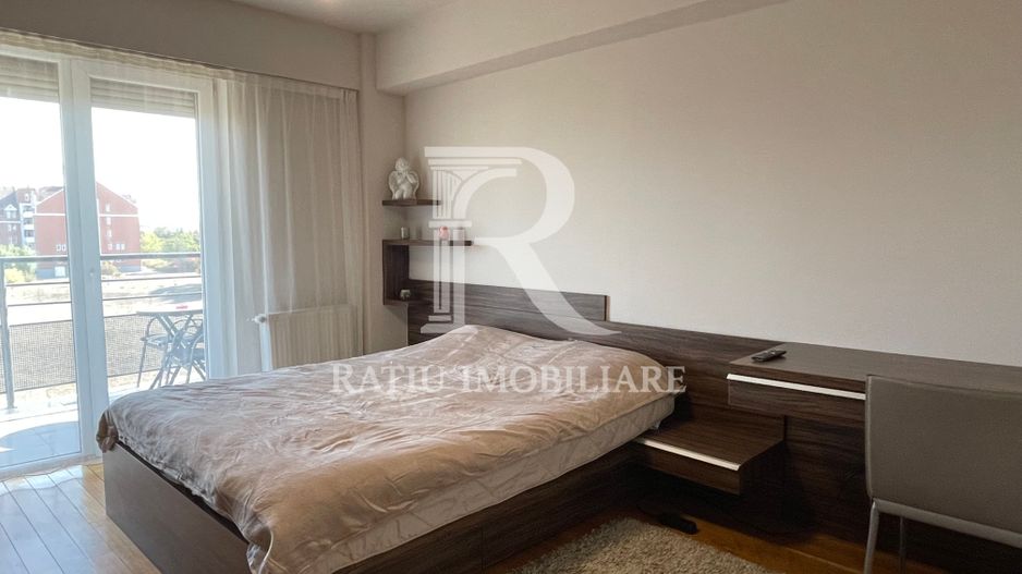 Apartament cu 3 camere | 2 Parcări Subterane | Nufărul | Oradea - Poză 11