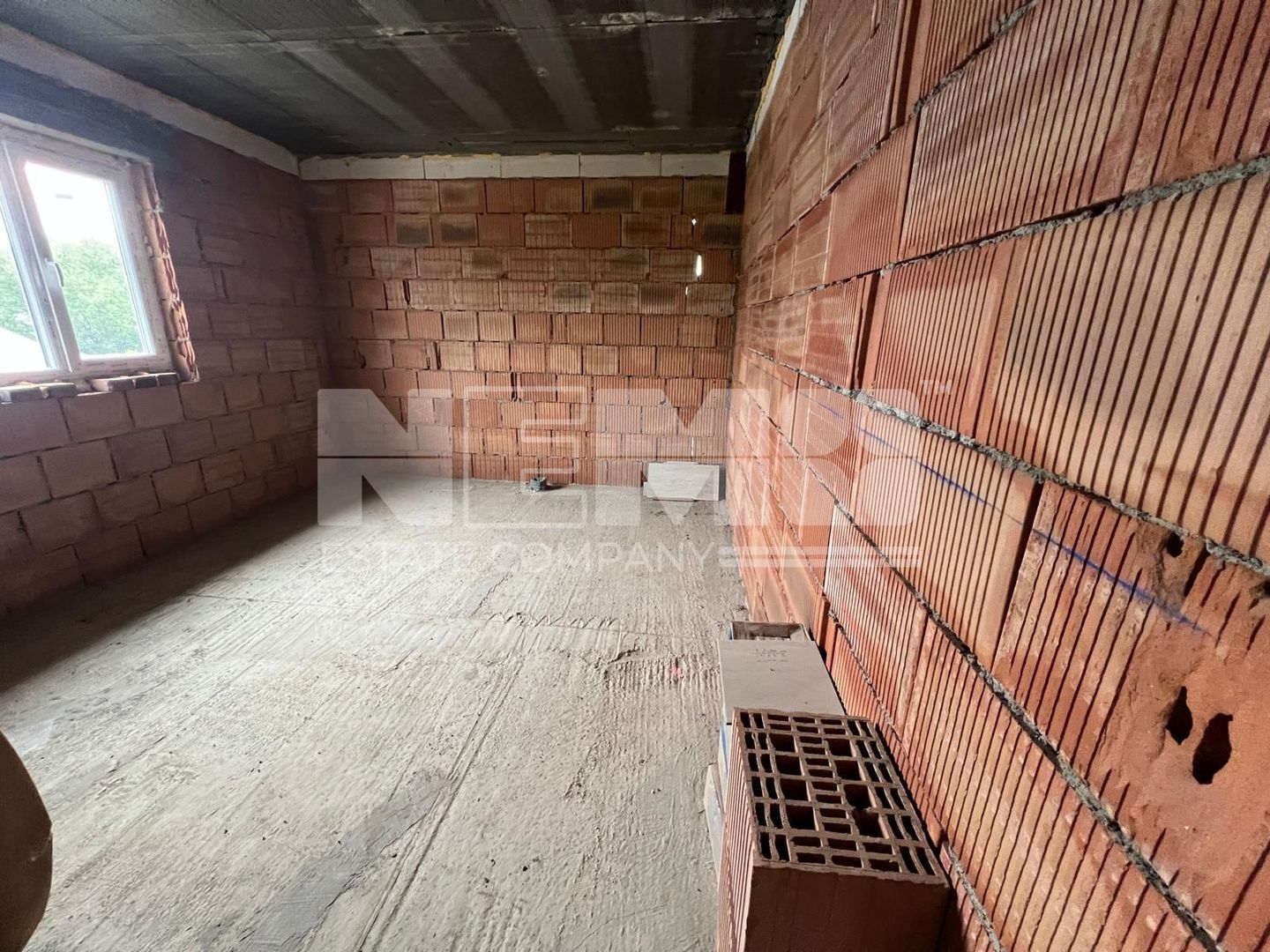 Casa la Rosu | 821Mp | Dornesti - Poză 10