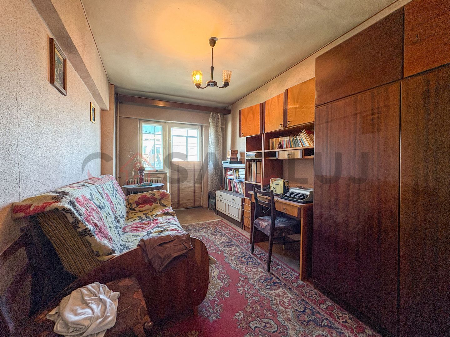 4 camere decomandate, etaj intermediar Piata Ion Mester - Poză 4