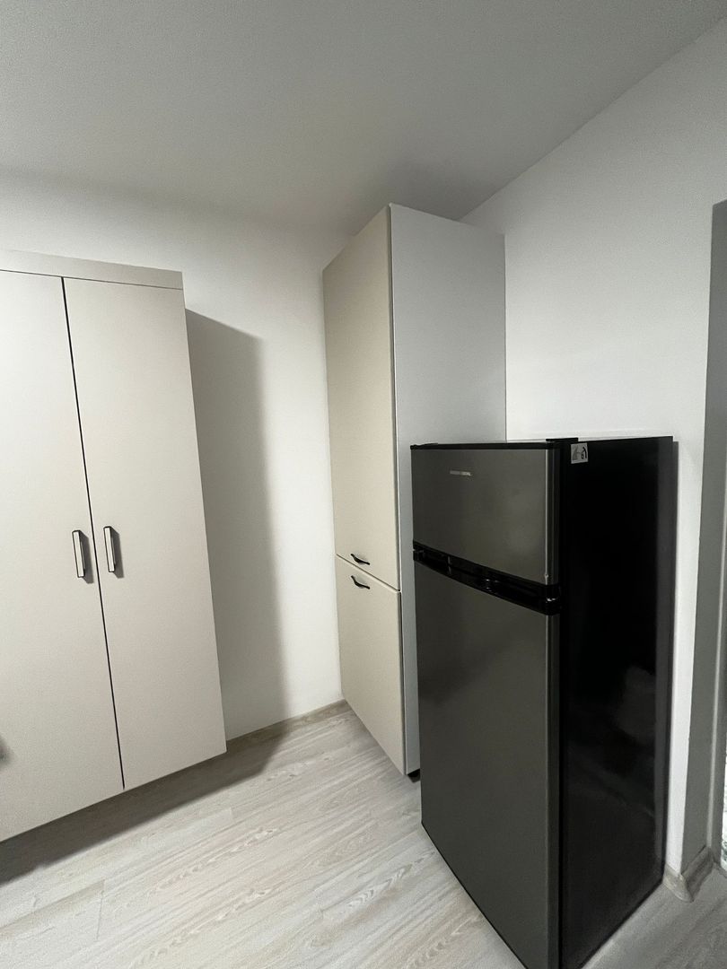 Garsonieră modernă, etaj 3, totul nou, aproape metrou 1 Decembrie - Poză 5