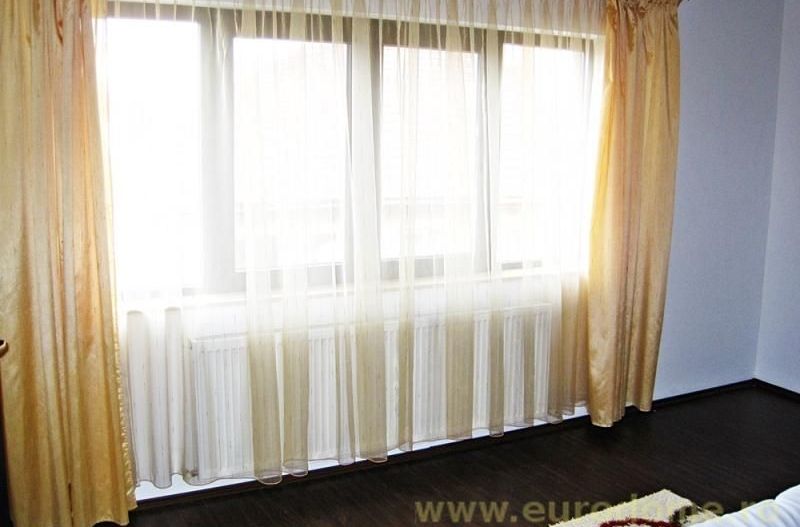 Centru, apartament cu 3 camere, 92mp utili, mobilat si utilat 170000 euro - Poză 10