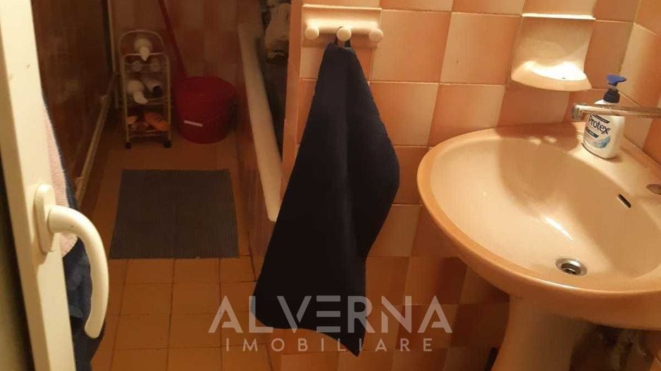 Apartament 3 camere | 80 mp | balcon | zona Piata Cipariu - Poză 6
