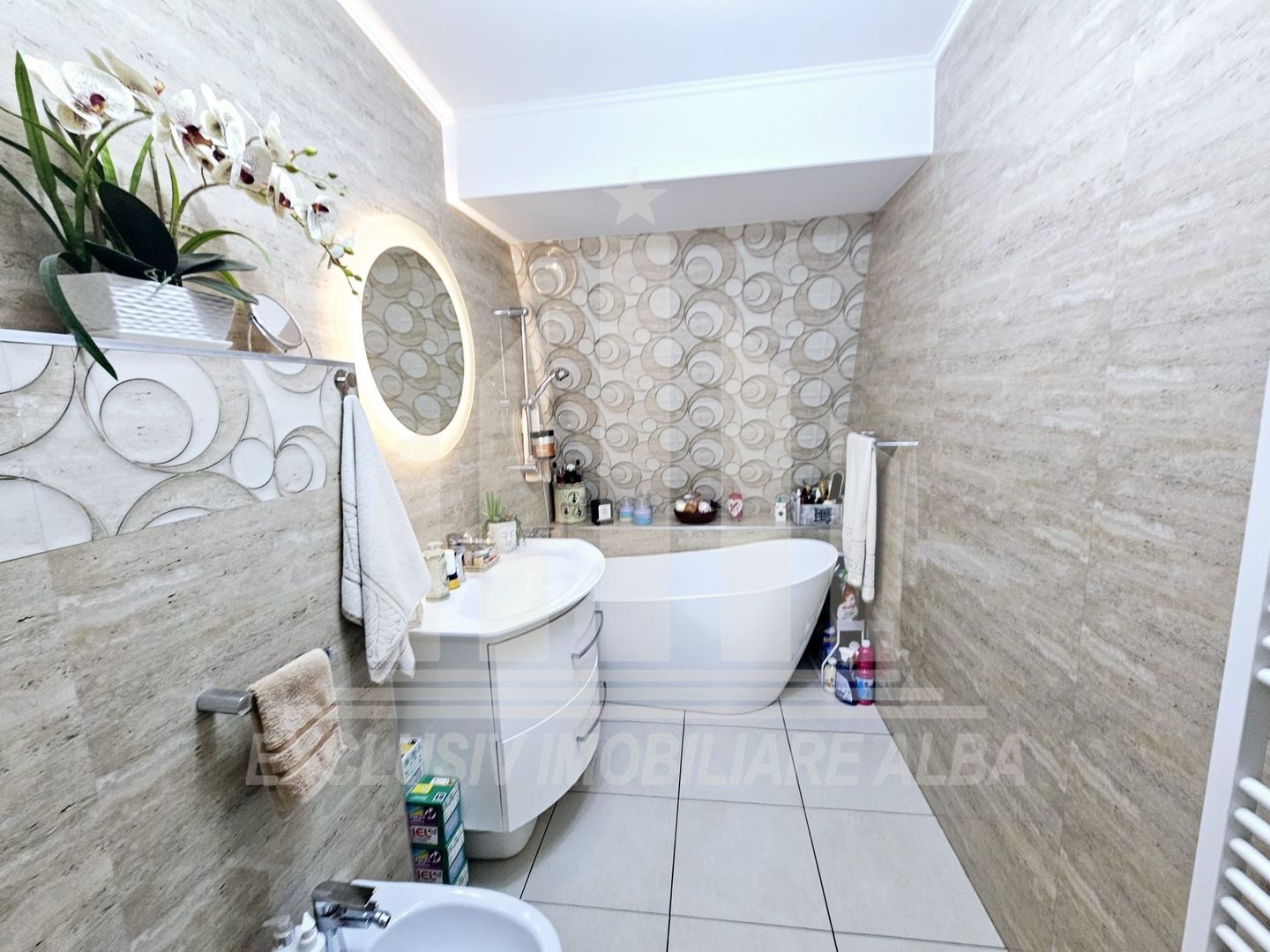 Apartament cu 3 camere de vanzare, Dealul Furcilor - Poză 6