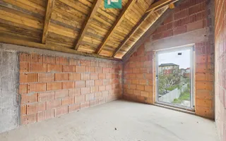 Casă la roșu cu piscină-Pârneava-767 mp teren - Poză 12