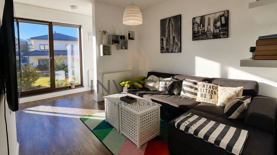 Apartament cu 3 camere si 2 parcari de inchiriat in zona Europa - Poză 1