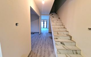 Duplex spatios cu 4 camere | Mosnita Noua | Central - Poză 3
