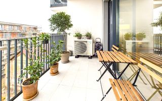 Apartament 3 camere, terasa spatioasa, zona Centralǎ - complex Paltim - Poză 22