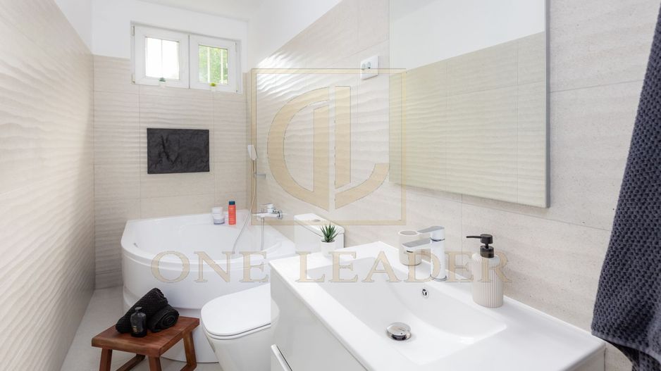 Apartament 2 -Strada Lungă | 75 mp - Terasă 12 mp - Parcare Privată - Poză 10