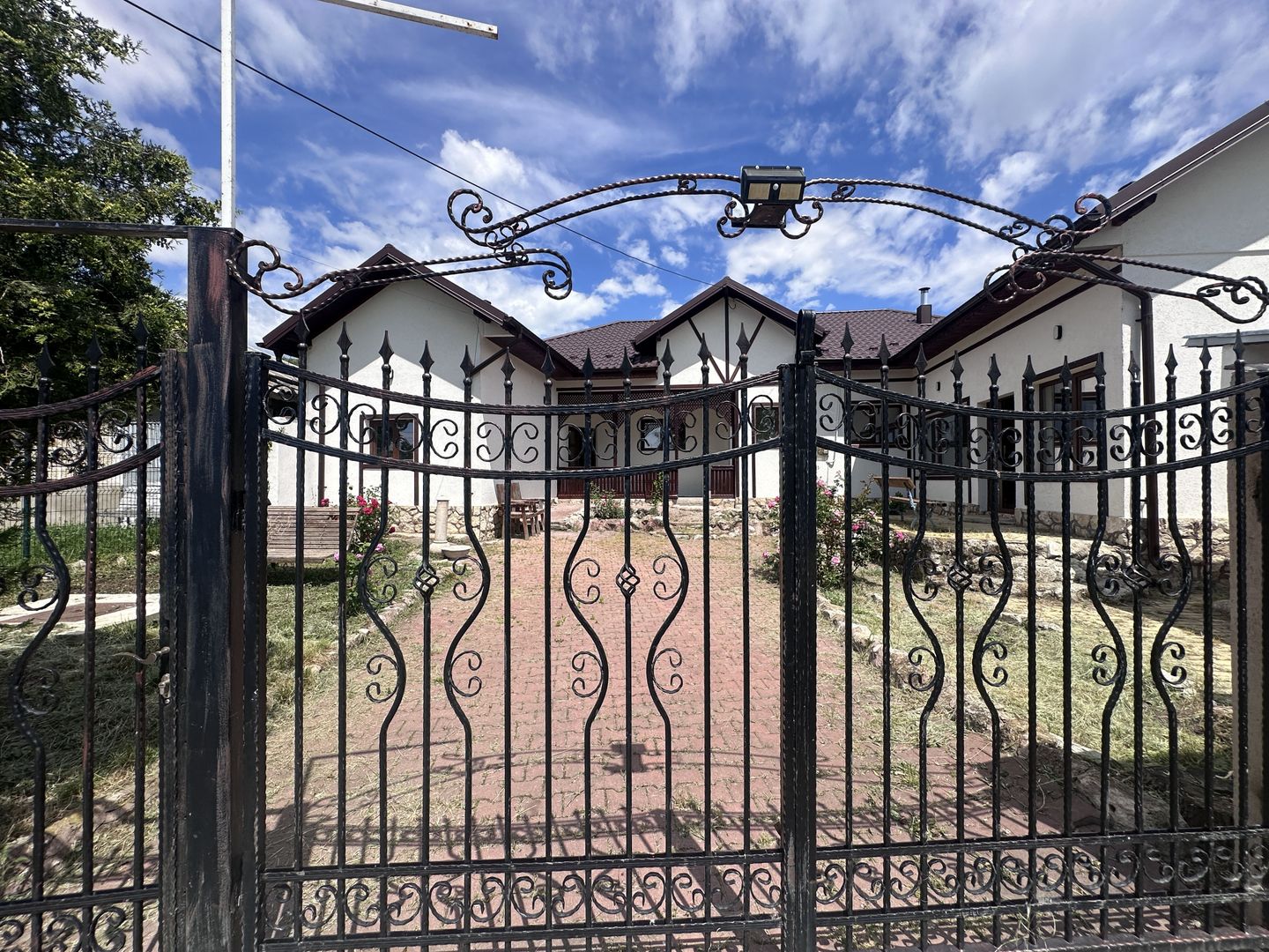 Între dealuri, viță de vie și liniște deplină! Vanzare casa in Prahova - Poză 31