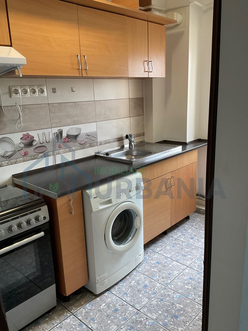 Apartament 1 cameră de închiriat, Iași, zona Baza Podului Nicolina - 250 euro - Poză 1