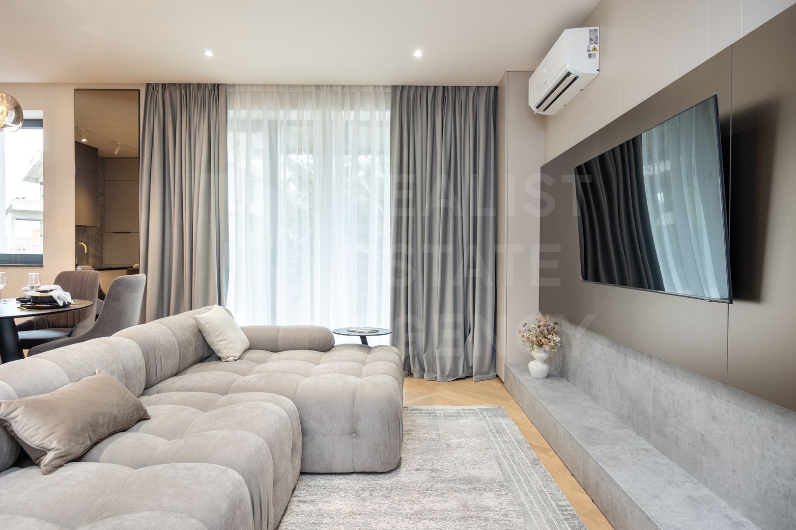 Vânzare, apartament cu 2 camere, zona Voluntari, București - Poză 4