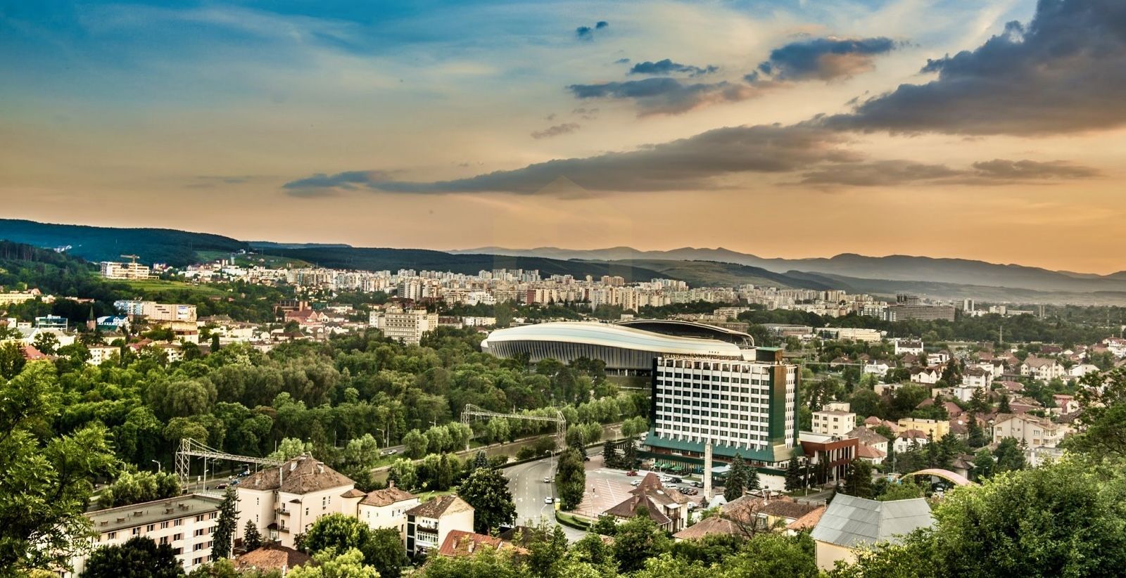 Vanzare teren autorizat, zona Hotel Belvedere - Poză 1