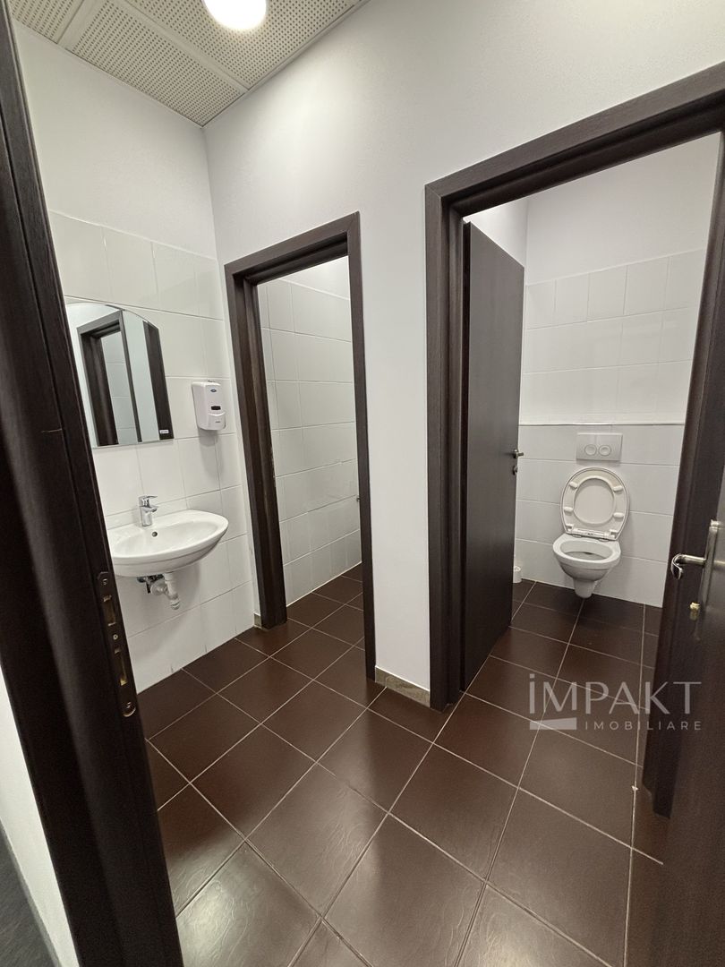 De închiriat spații moderne de birouri -Clădire centrala - Poză 13