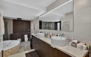 Vila cu design spectaculos, tehnologie smart & lifestyle complet - Poză 23