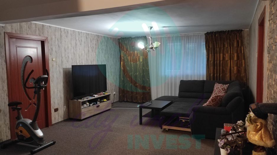 Casa cu teren de 792 mp - Poză 12