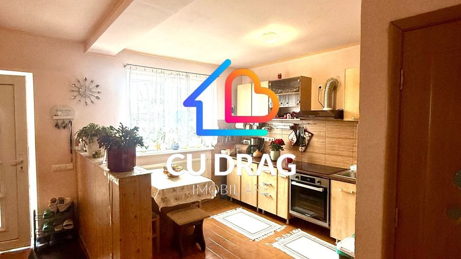 Casa tip duplex cu teren de 1500mp - Poză 3