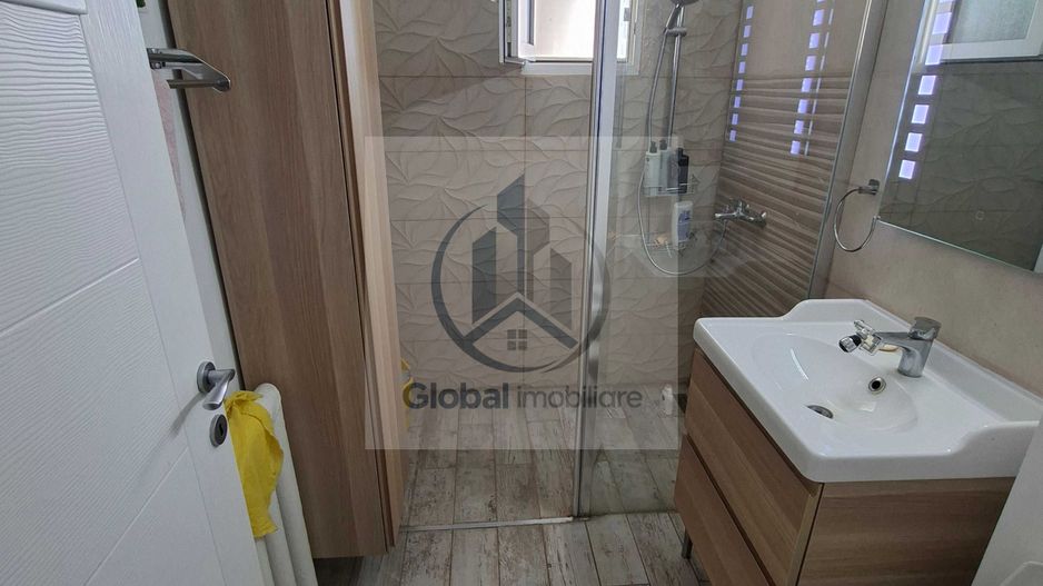 Proprietar, inchiriez ap. 3 camere, complet mobilat si utilat, metrou Basarab,  650 Euro - Poză 8