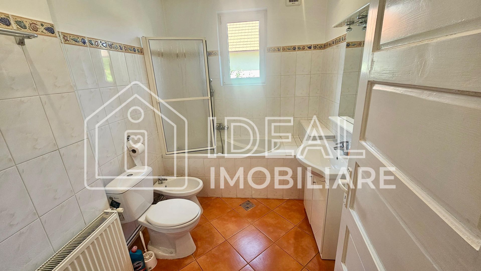 Apartament de închiriat la casă – 3 camere, Calea Dumbrăvii - Poză 9