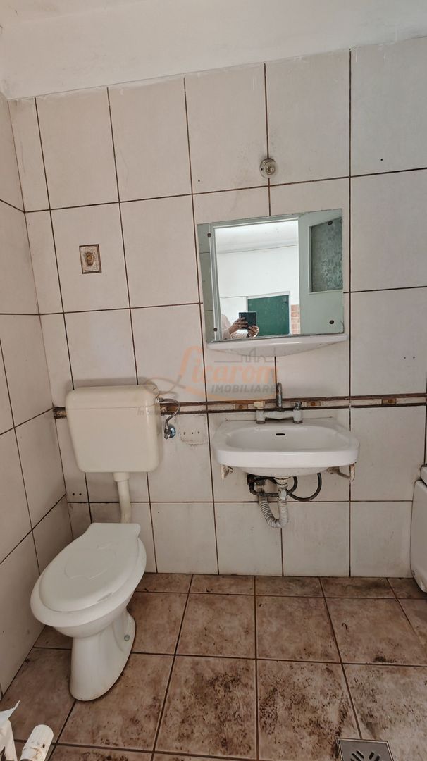 Casa singur in curte zona ZONA ISTORICA langa Seminarul Teologic - Poză 10