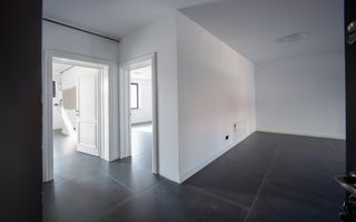 Proprietate Zona Centru Civic , ideala ca proiect de investitii - Poză 5