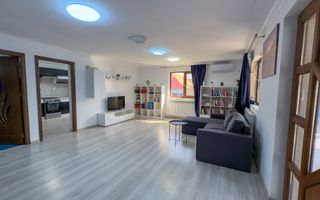 Casă modernă cu 5 camere, garaj și curte mare, mobilată in Corbu - Poză 3