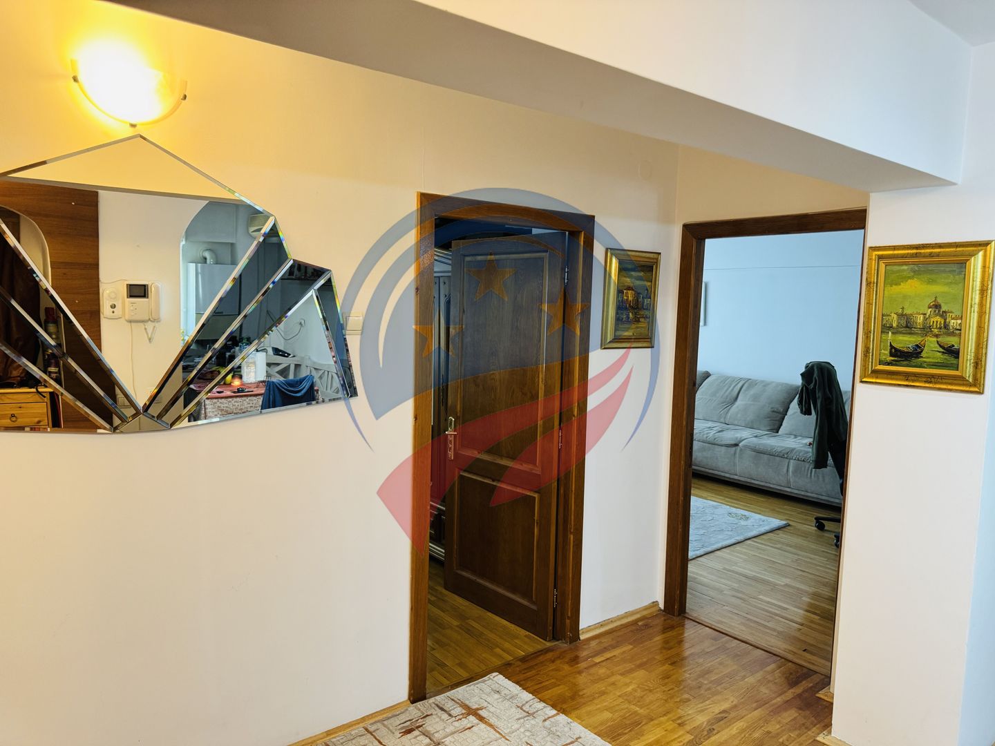 Apartament 4 camere  | Etaj 1/4 | Zona Sărari – Liceul Henri Coandă - Poză 6