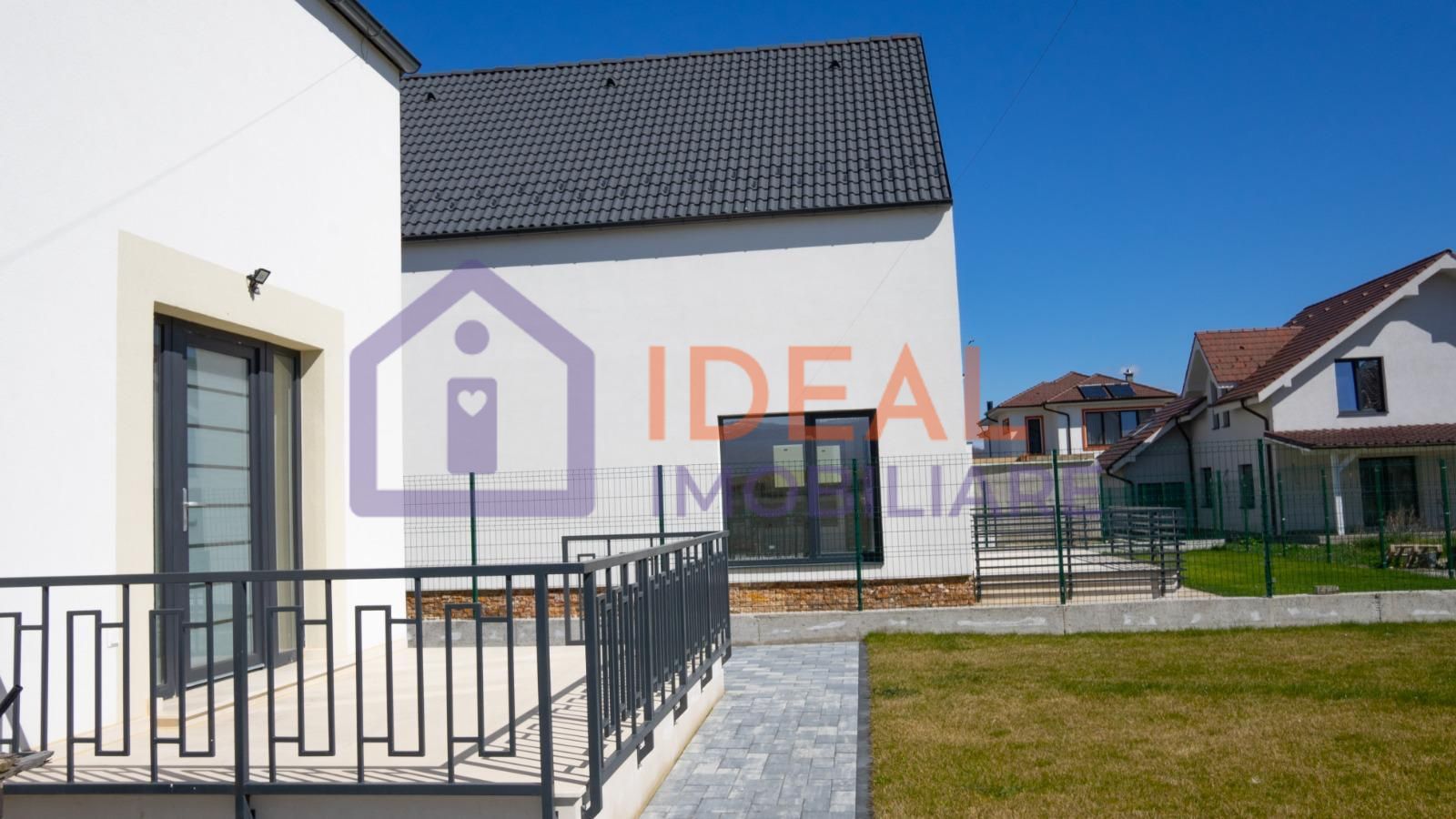 Casa Individuala Moderna cu 4 camere si 316 mp curte, in Cristian - Poză 4