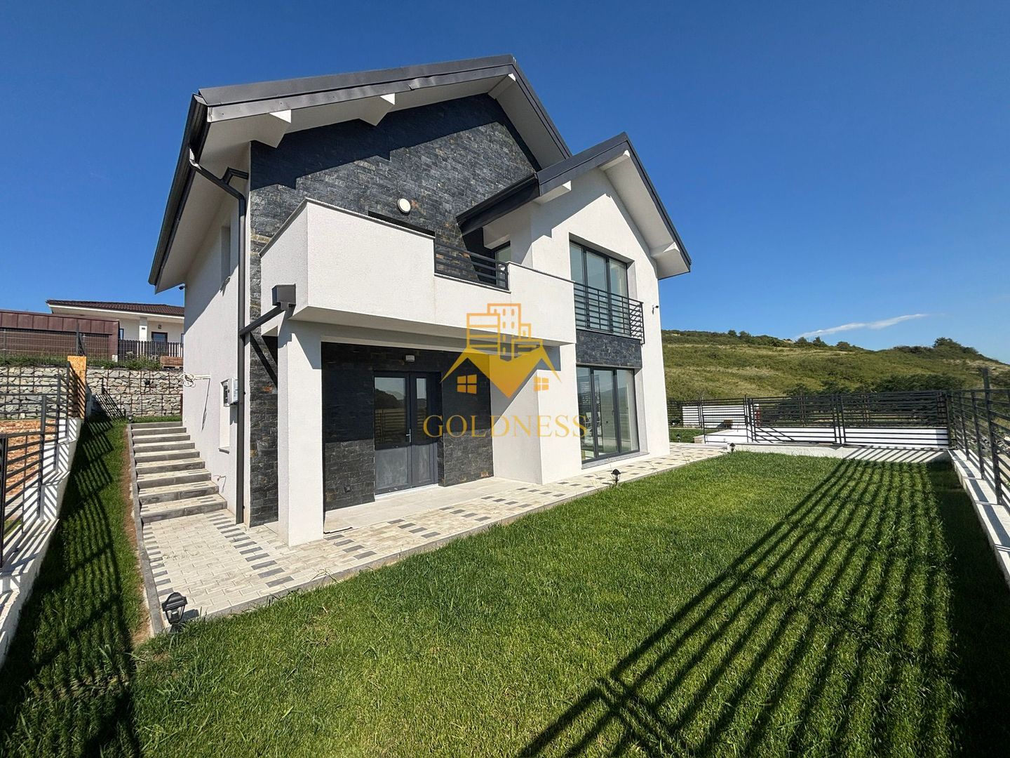 Casa individuala, 4 camere, garaj ,gradina, 2 bai, Popesti , Baciu - Poză 1