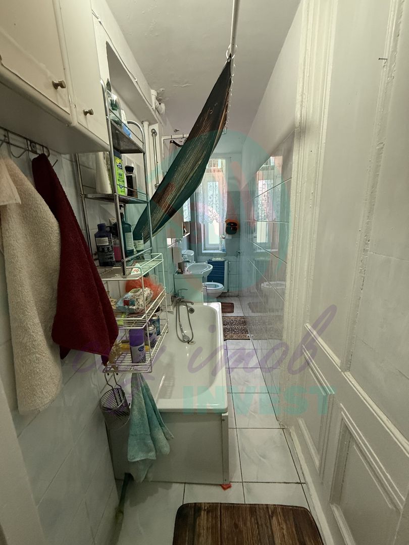 Locuinta din perioada antebelica in Armeneasca - Poză 11