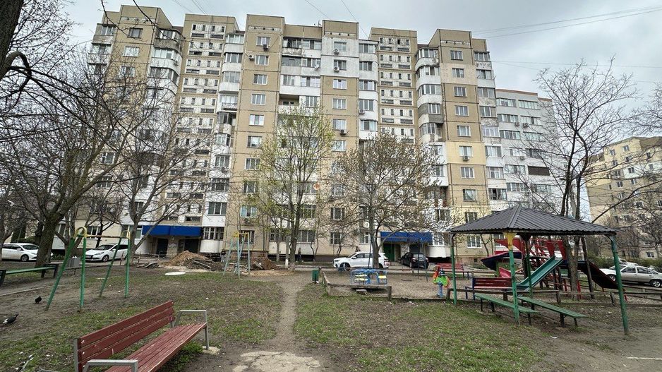 Vând apartament cu 3 camere Ciocana. - Poză 2